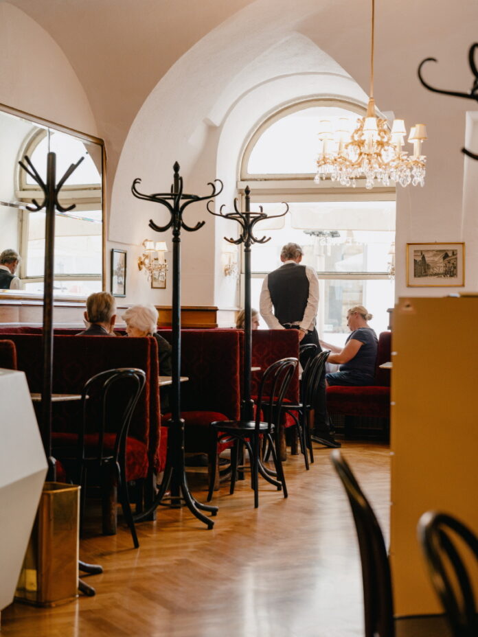 Café Frauenhuber / Café Frauenhuber