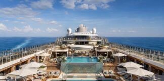 Cruise Series ② Why Korean Travel Agencies Still Sell Cruises Like Cabin Inventory The upper deck of a luxury cruise ship with pools and leisure areas