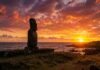 세상의 끝에서 만나는 인간의 자취 ㅣ 제 1부 이스터섬 이스터 섬 아후 타하이에서 마주한 붉은 저녁 하늘과 모아이