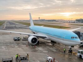 대한항공, 스카이팀 SSQ 의장 항공사 선출…보조배터리·비상대응 논의 주도 대한항공이 스카이팀 SSQ 의장 항공사로 선출된 내용을 상징하는 항공기 이미지