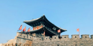 아고다, K-콘텐츠 촬영지가 지역 숙소 검색을 움직였다 아고다가 국내 스크린 투어리즘 여행지로 소개한 수원 화성 전경