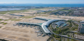 2024년 123조 원 생산유발효과를 창출한 인천공항 전경 이미지