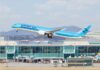 대한항공·아시아나 합병계약 체결, 12월 통합 항공사 출범 대한항공 B787-10 항공기가 인천국제공항에서 이륙하고 있다. 대한항공과 아시아나항공은 합병계약을 체결하고 2026년 12월 통합 항공사 출범을 앞두고 있다