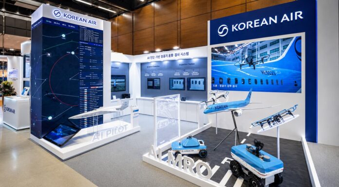 대한항공이 2026 국토교통기술대전에서 선보인 AI Pilot과 AI MRO 전시 부스