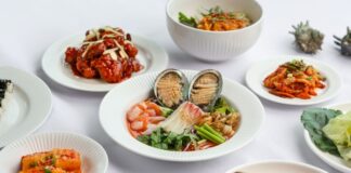 금호리조트 설악 화순 통영 제주 4개 리조트의 여름 지역 별미와 가족 휴가 이미지를 함께 보여주는 모습