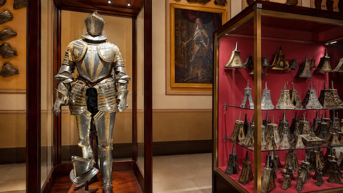 Palace Armoury metal armour and military artefacts in Malta