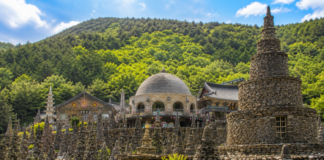 세종 송암사, 스님이 40여 년 쌓아 올린 500기 돌탑 산사 세종 송암사 500기 돌탑과 수다산 산사 풍경