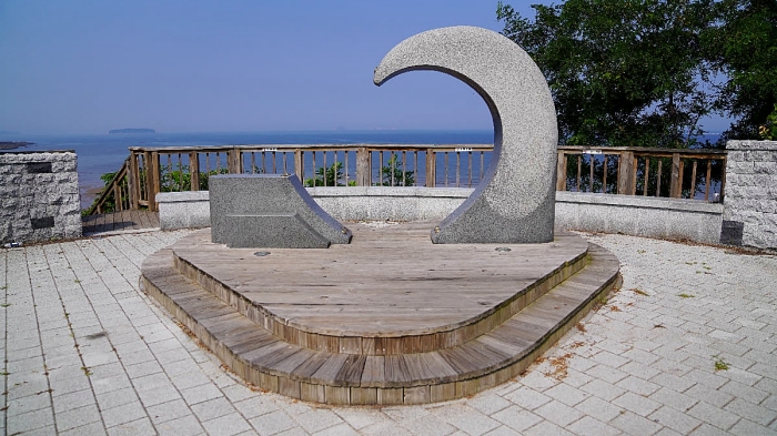 변산해수욕장 해변 산책 공간과 야외무대