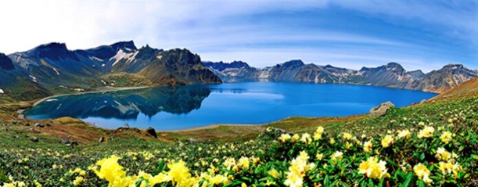 hanatour_baekdusan_cheonjii_summer_china_main 하나투어 백두산 천지 여름 중국 여행 대표 이미지