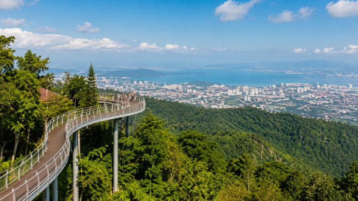 페낭 힐 전망 산책로와 조지타운, 바다 전경