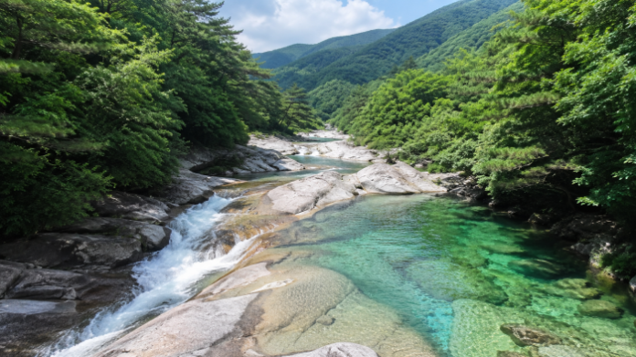 pocheon-baegun-valley-clear-pool 포천 백운계곡의 넓은 화강암 암반과 청록빛 소