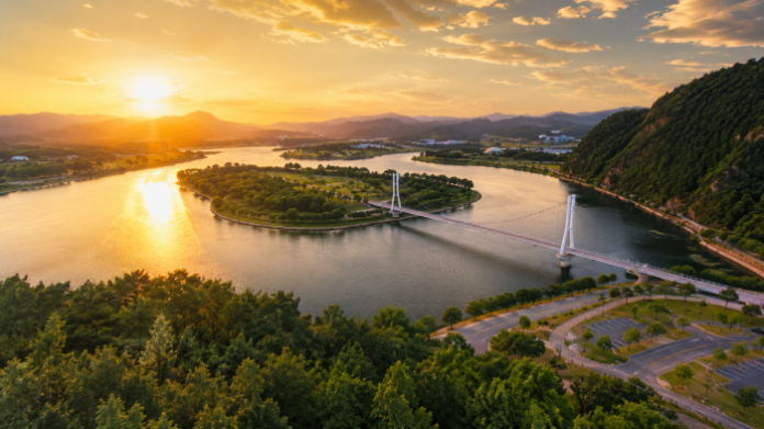 sangju-gyeongcheonseom-sunset-aerial-view 황금빛 낙조가 비치는 낙동강과 상주 경천섬 전경