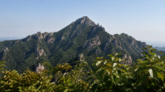 월출산국립공원 계절 암릉과 바위 봉우리 풍경