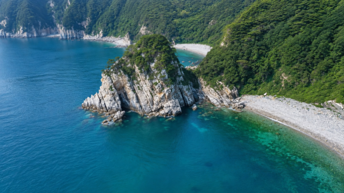 daecheongdo-rocky-coast-aerial 인천 대청도 푸른 바다와 규암 해안절벽 전경