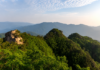 제천 감악산 등산코스, 해발 945m 기암괴석과 백련사 최단 산행 제천 감악산 정상부의 바위 봉우리와 녹음 짙은 능선