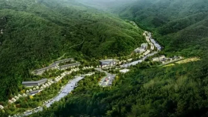 jinan-highland-forest-healing-center-valley-view 덕태산과 선각산 사이 백운동계곡에 조성된 국립진안고원산림치유원 전경