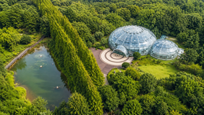 osan-mulhyanggi-arboretum-aerial-greenhouse 오산 물향기수목원 물방울온실과 숲 전경