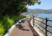 통영 광바위 수변산책길 2.6km, 바다 따라 걷다가 남끝등대 지나면 산길로 바뀐다 통영 광바위 수변산책길 바다와 해안 산책로