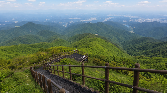 영주 소백산 비로사 전각과 석조 문화유산