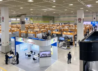 INTRA 2026 국제첨단소재기술대전, 반도체·배터리 소재 150개사 코엑스 집결 INTRA 2026 국제첨단소재기술대전을 상징하는 대형 첨단소재 산업 전시장 전경
