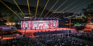 Eight Nights With a King: Suwon Brings Jeongjo’s Royal Journey Back to Life King Jeongjo Royal Procession fills a major street during the Suwon Hwaseong Cultural Festival