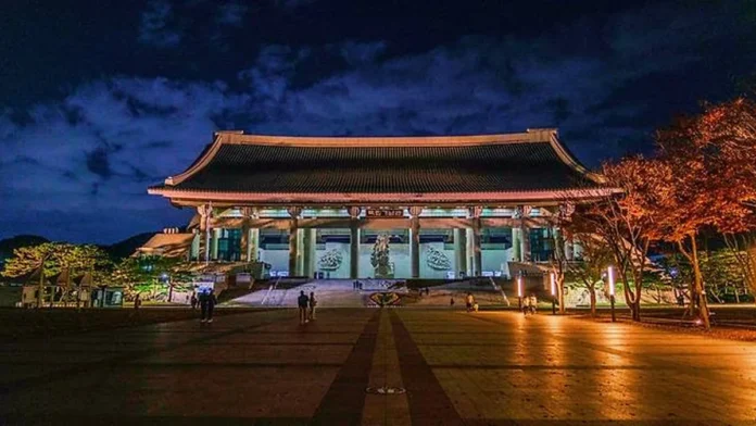 cheonan-independence-hall-night 조명이 켜진 천안 독립기념관 겨레의 집 야경